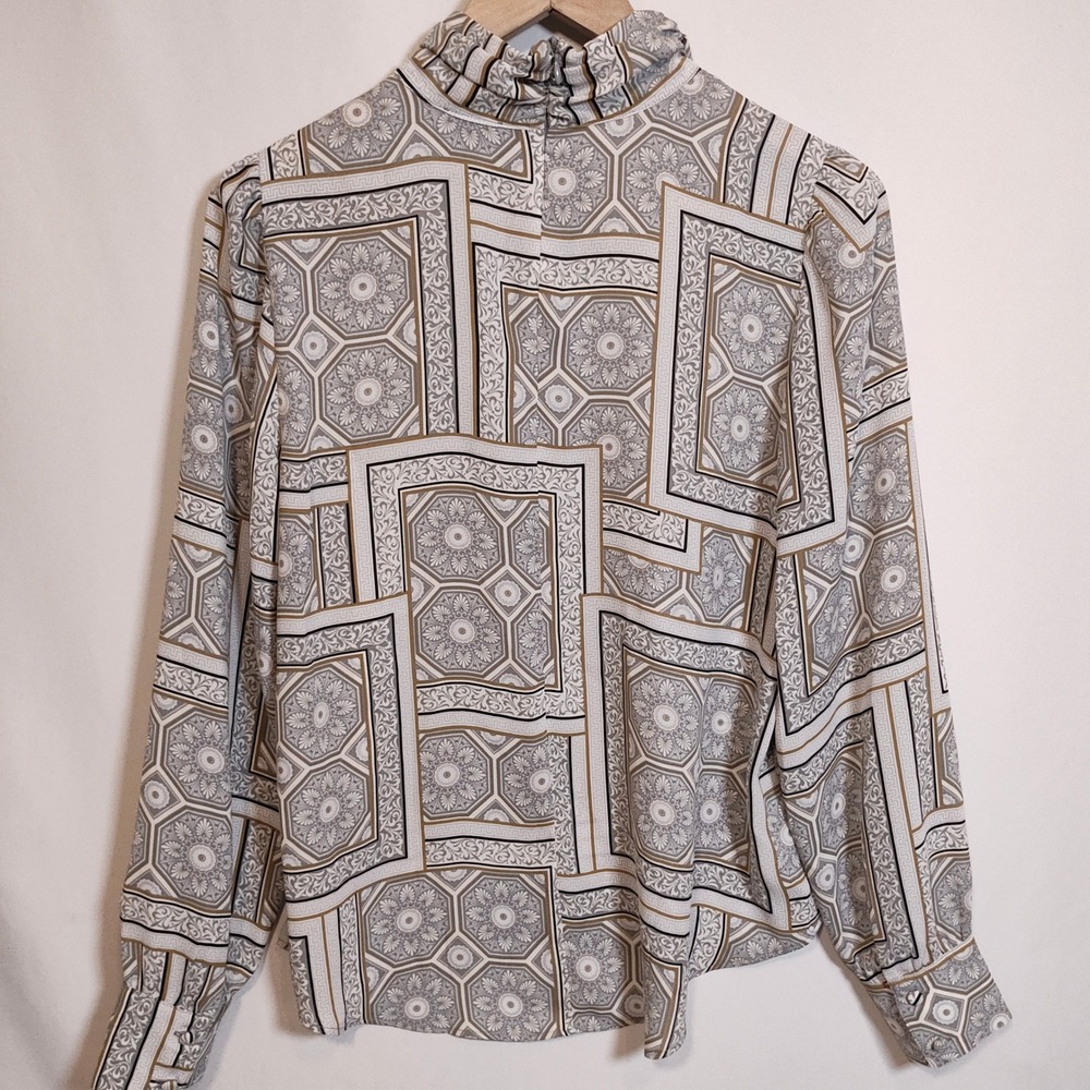 Ann Taylor Blouse Women's Medium Grey Geometric Mock Neck Ruffle Top
